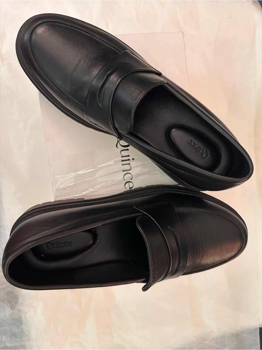 Quince Women’s Black Italian Leather Loafers lug sole chunky size 9